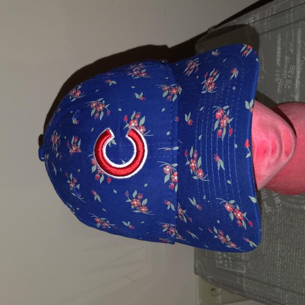 New Era 9TWENTY Women's Chicago Cubs Blue Floral Baseball Strapback Hat Cap